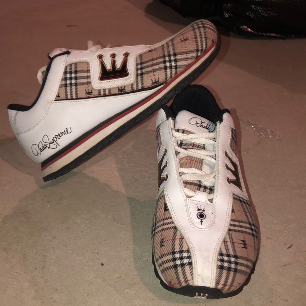 11/2020 Dada supreme women’s sz 7.0